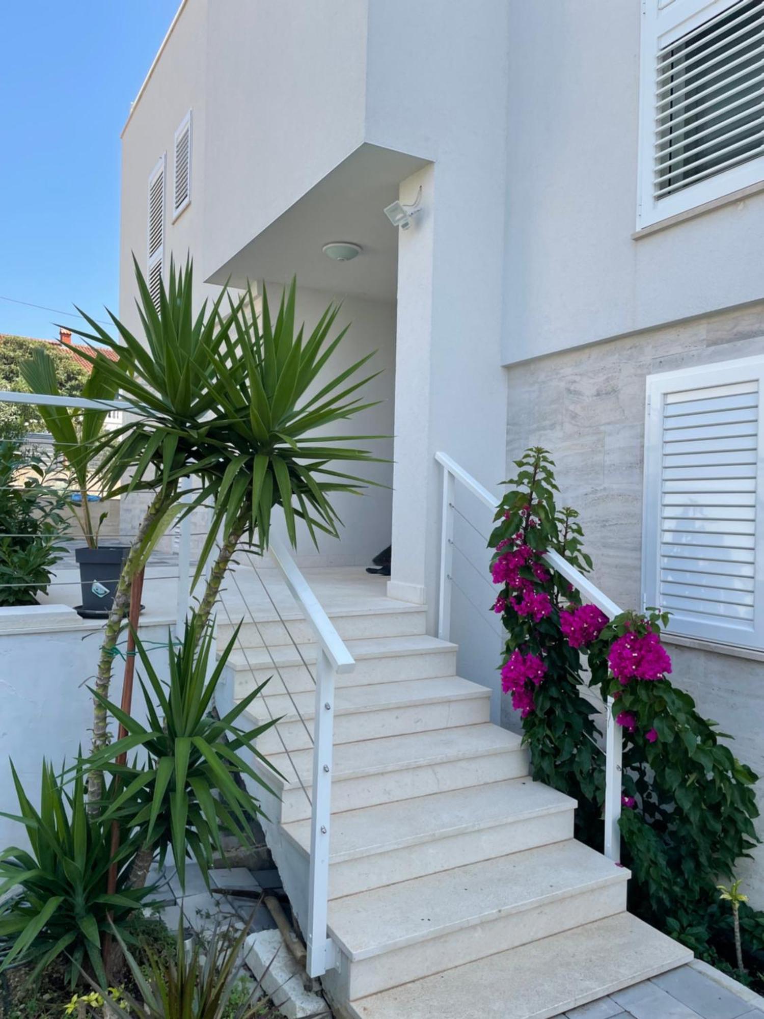 Vila Regina Apartment Rex With Swimming Pool Jezera Exterior foto