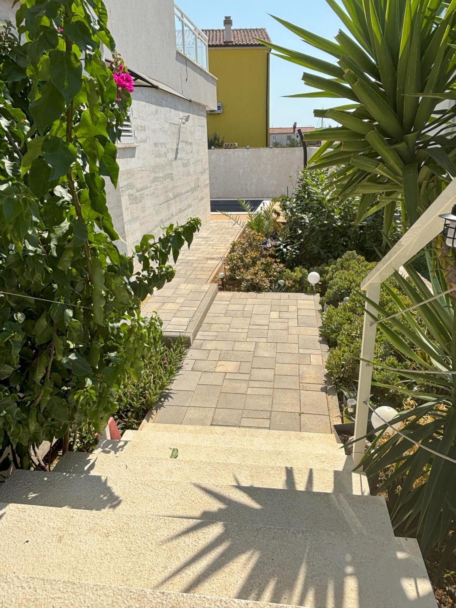 Vila Regina Apartment Rex With Swimming Pool Jezera Exterior foto